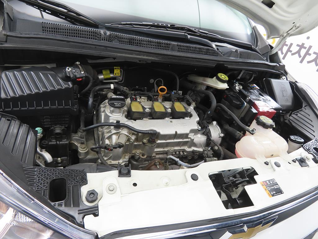 Chevrolet Spark 2018 Blanco - Importación desde Corea - HF Imports Iquique - Foto 19