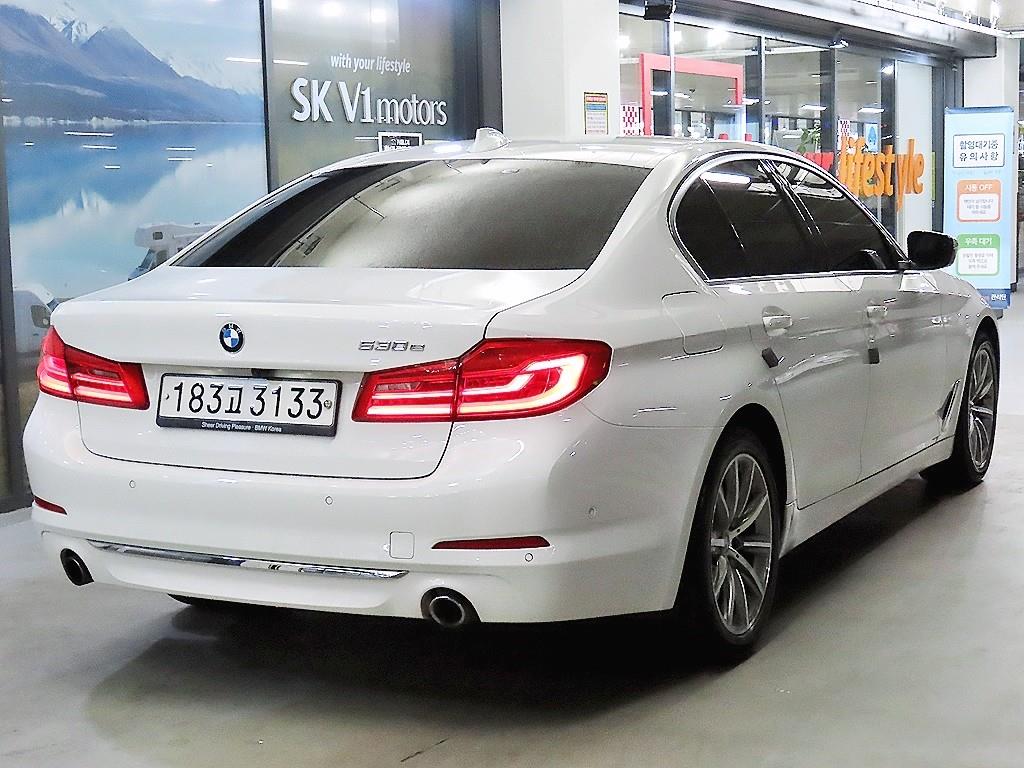 BMW 5 Series - Vista 4