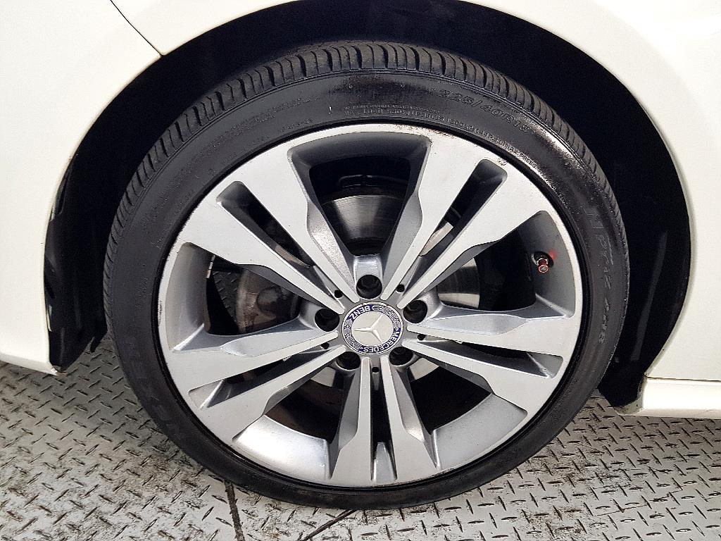 Mercedes Benz CLA Class 2015 Blanco - Importación desde Corea - HF Imports Iquique - Foto 20