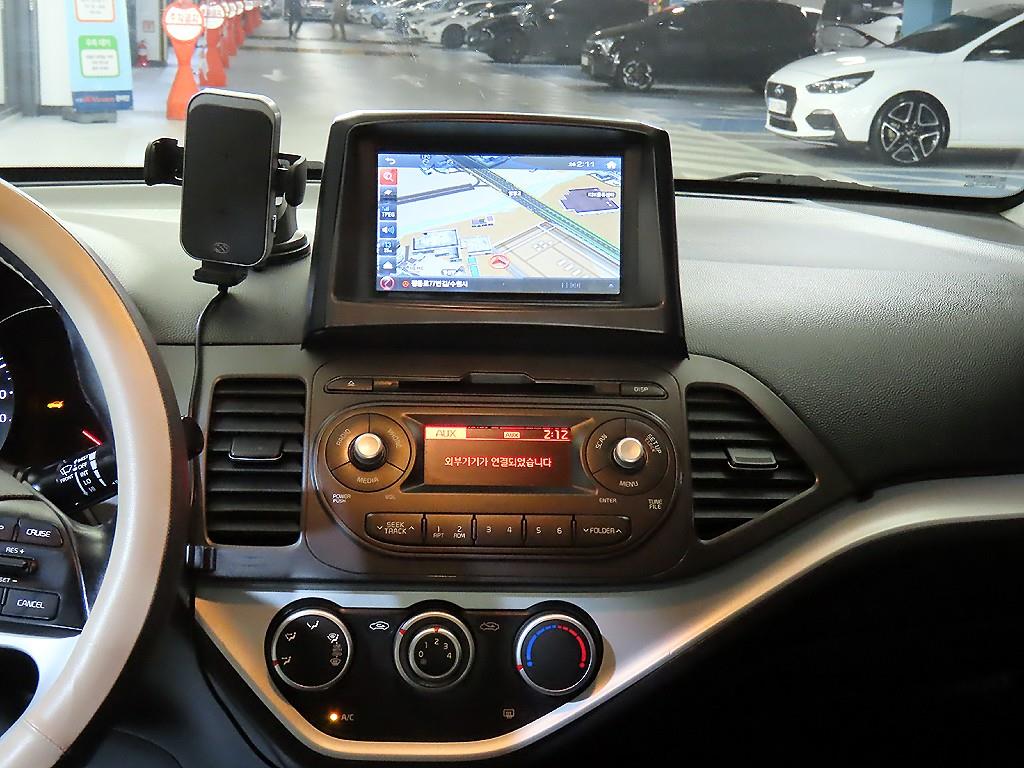 KIA Morning - Vista 11