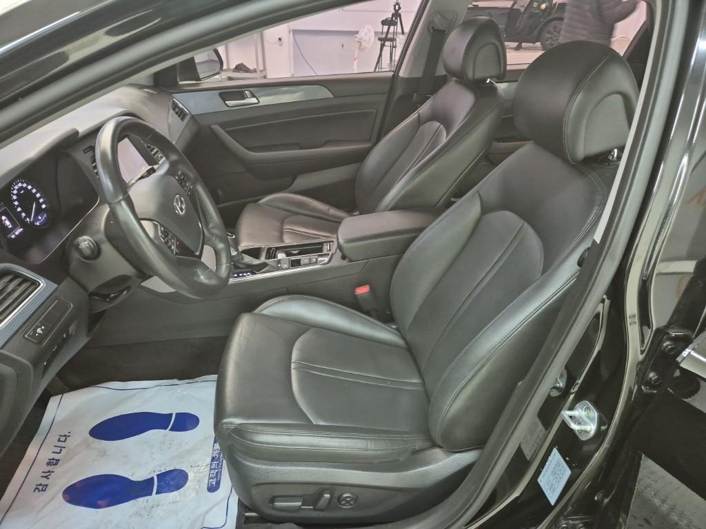 HYUNDAI Sonata - Vista 11