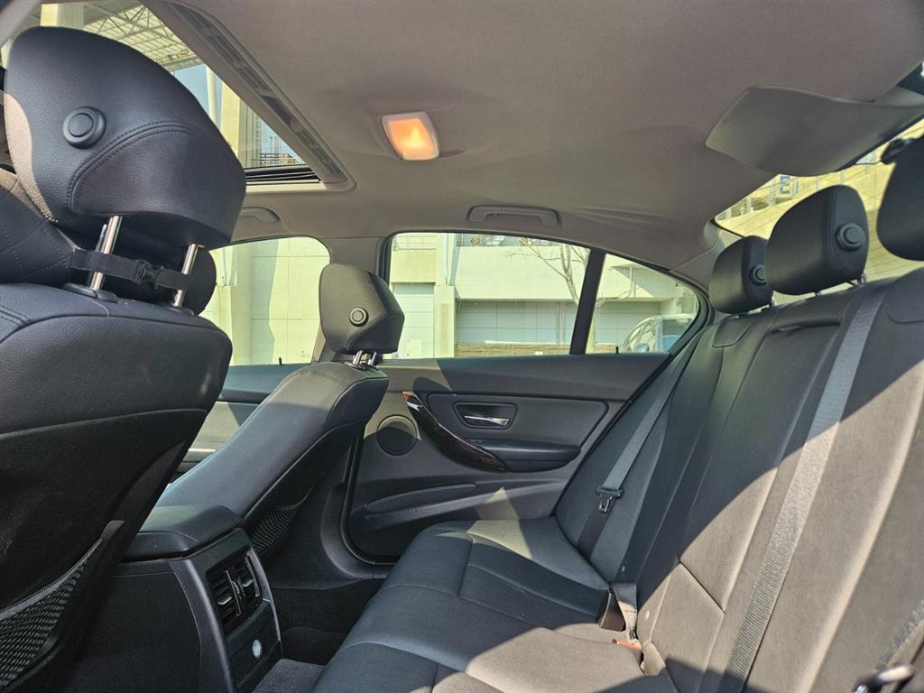 BMW 3 series 2012 Gris - Importación desde Corea - HF Imports Iquique - Foto 15