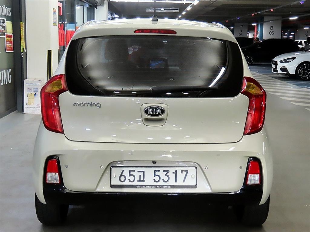 KIA Morning - Vista 5