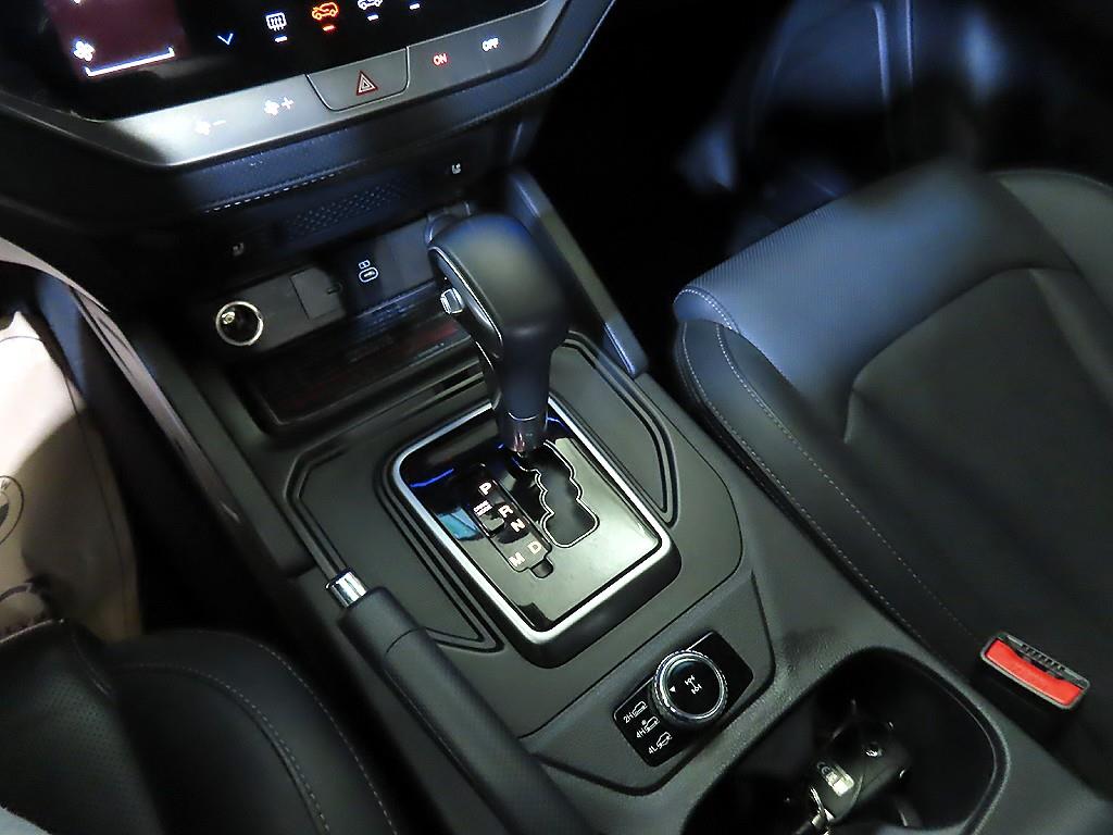 Ssangyong Rexton - Vista 12