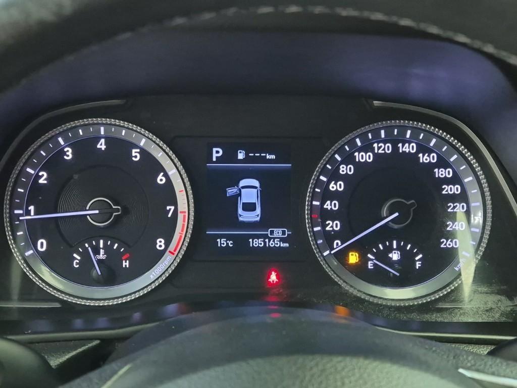 HYUNDAI Sonata - Vista 6