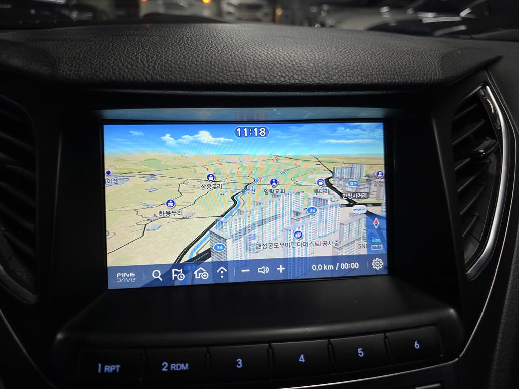 HYUNDAI Grandeur - Vista 11