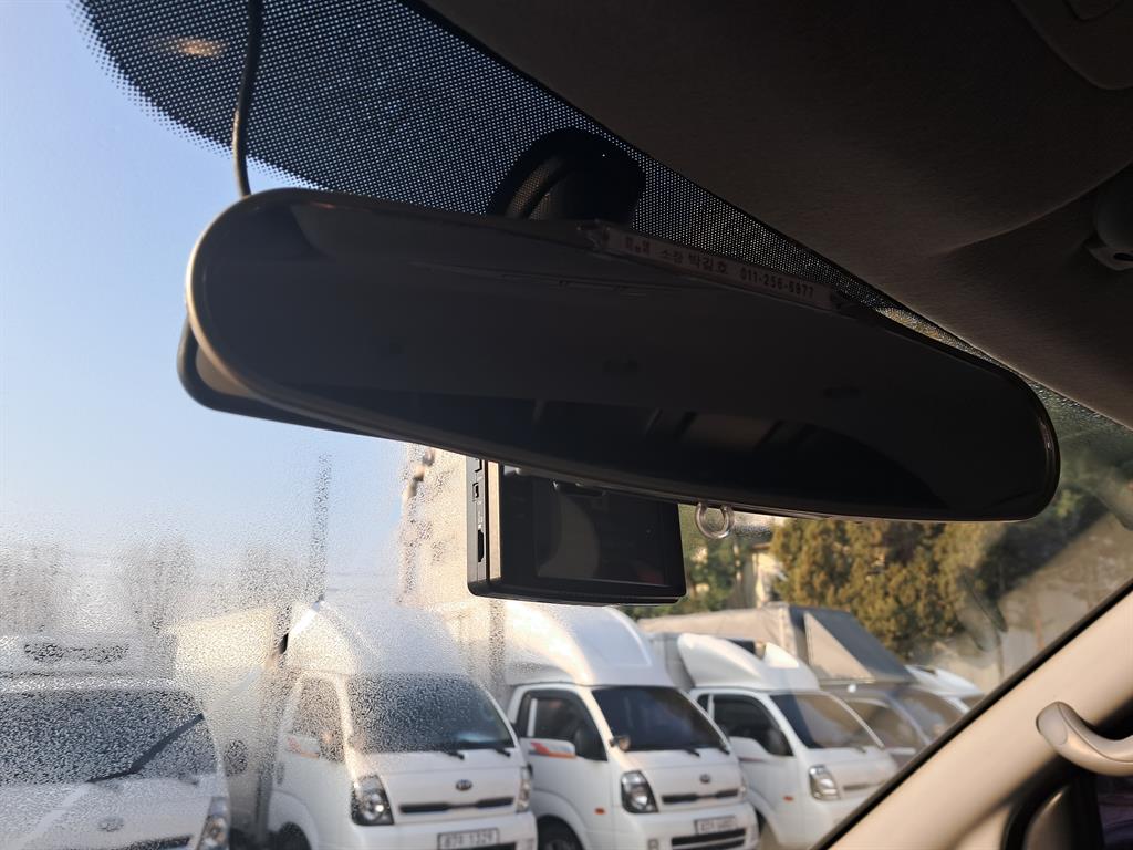 HYUNDAI Starex 2016 Blanco - Importación desde Corea - HF Imports Iquique - Foto 14