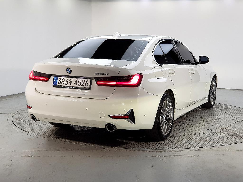 BMW 3 series - Vista 4