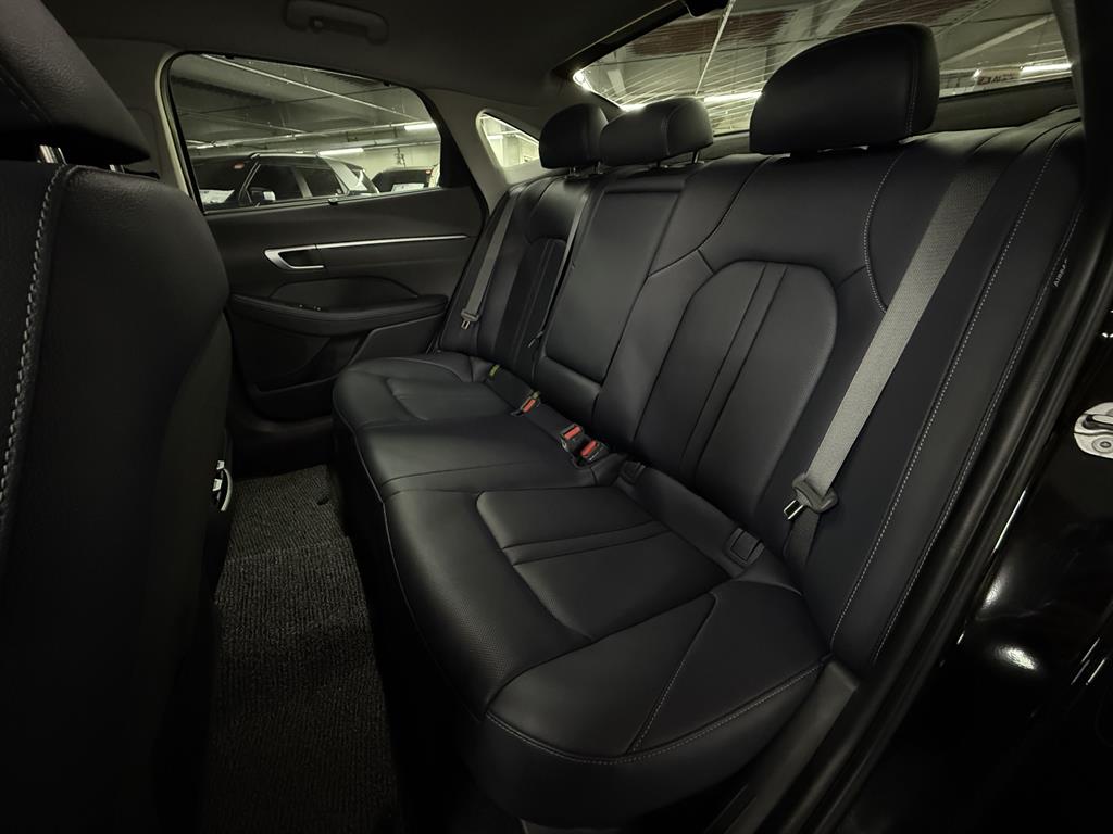 HYUNDAI Sonata - Vista 7