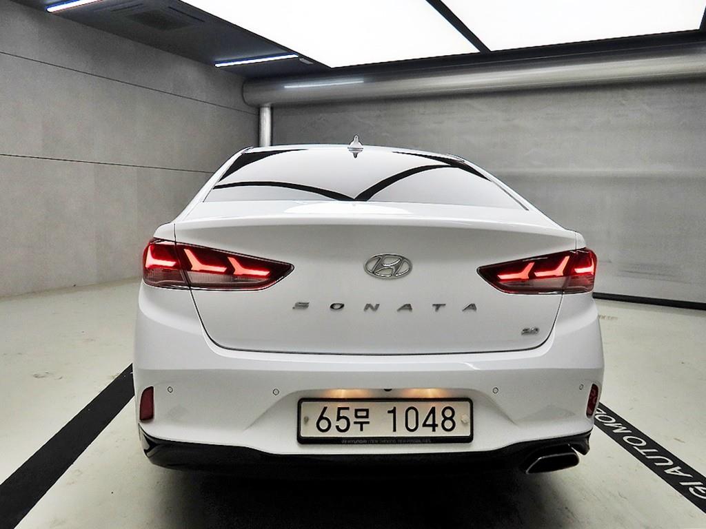 HYUNDAI Sonata - Vista 3
