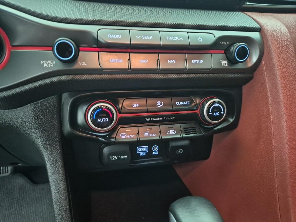 HYUNDAI Veloster - Vista 10