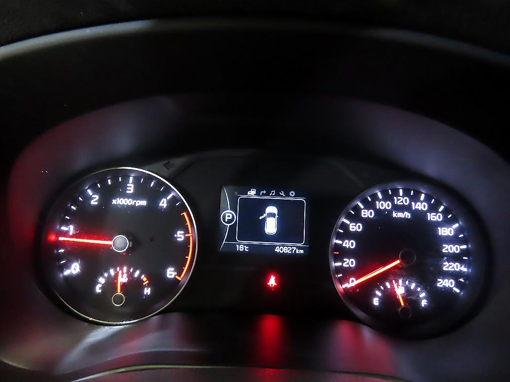 KIA Sportage - Vista 9