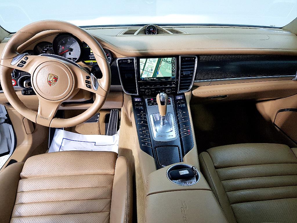 Porsche Panamera - Vista 5