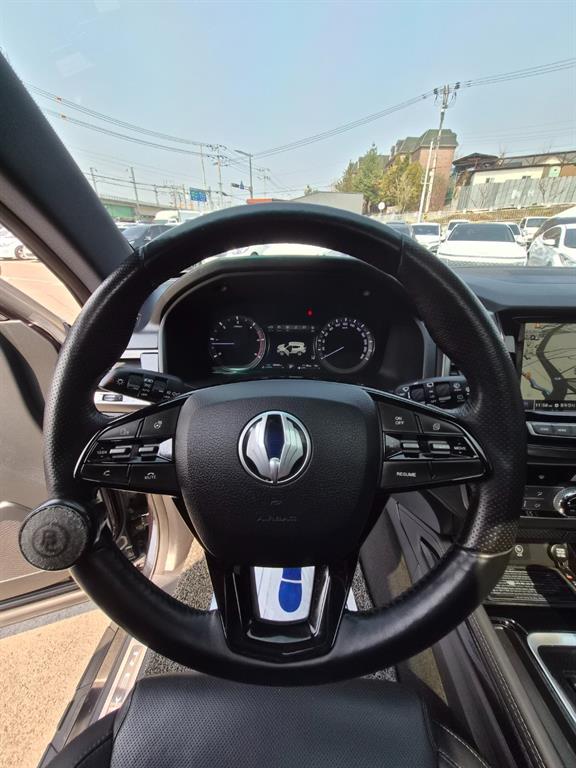 Ssangyong Rexton - Vista 10