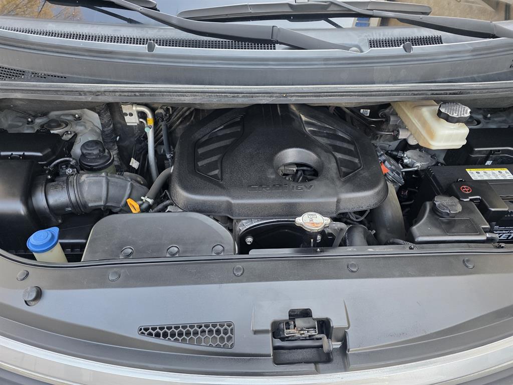 HYUNDAI Starex 2018 Plateado - Importación desde Corea - HF Imports Iquique - Foto 20