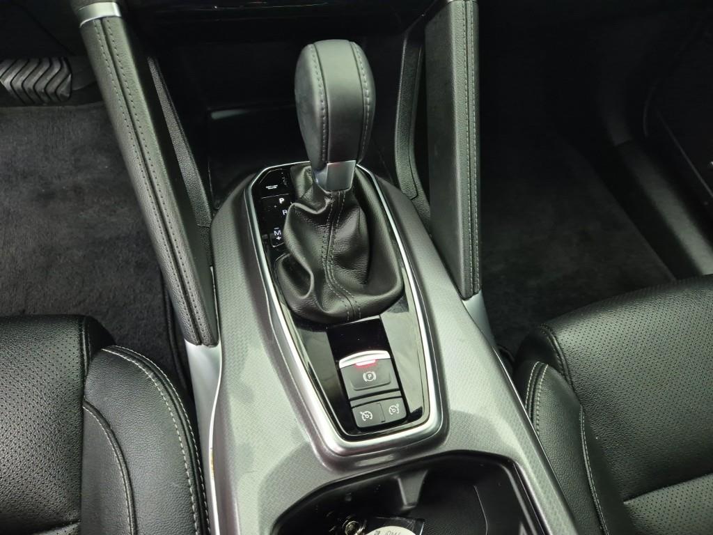 SAMSUNG QM6 - Vista 8