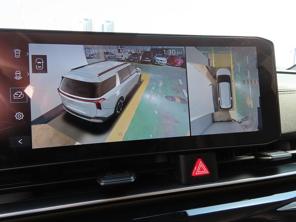 KIA Carnival - Vista 11