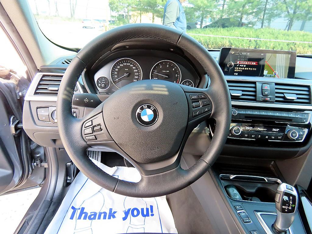 BMW 3 series - Vista 8