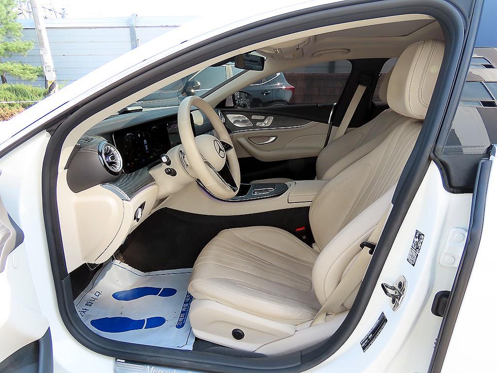 Mercedes Benz CLS Class - Vista 5