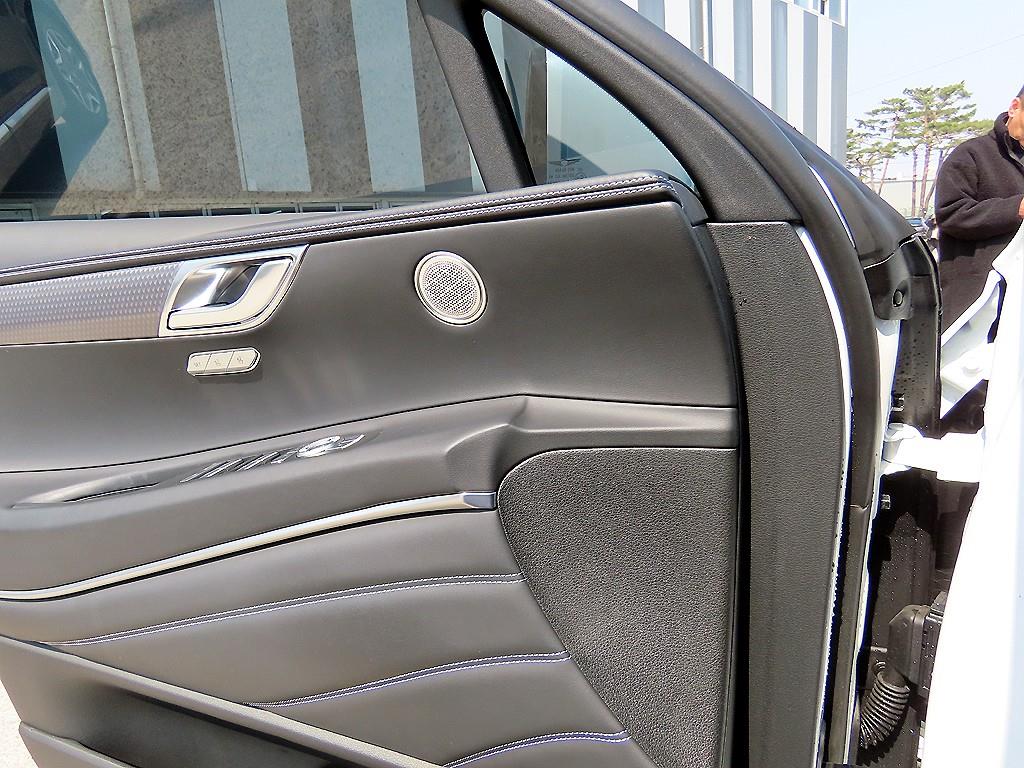 Genesis GV80 - Vista 11