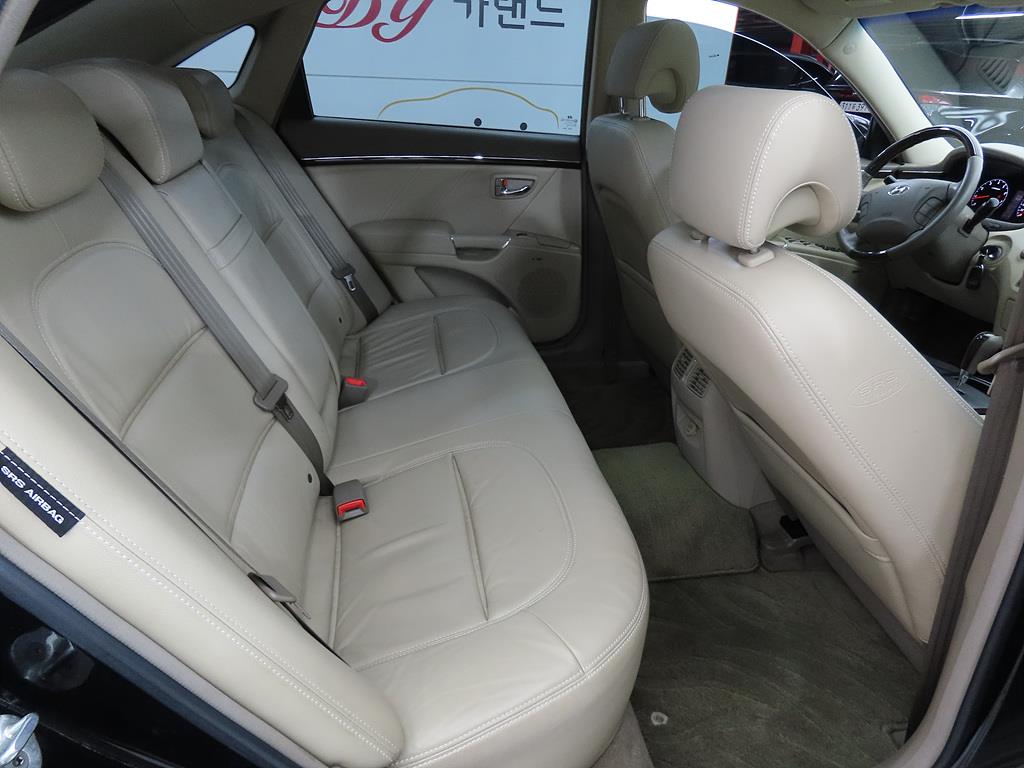 HYUNDAI Grandeur - Vista 6