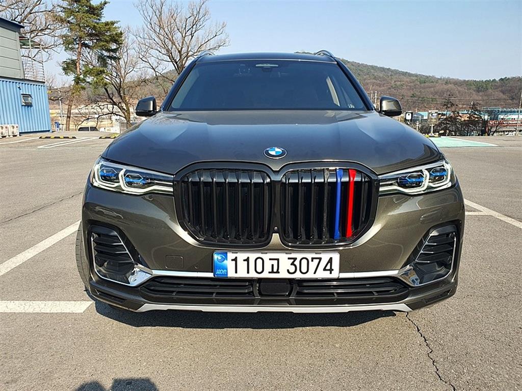 BMW X7 - Vista 2