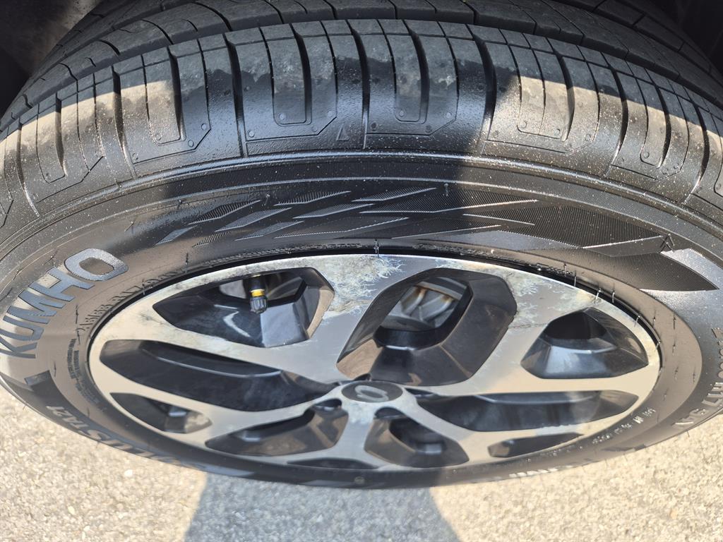 SAMSUNG QM3 2018 Gris - Importación desde Corea - HF Imports Iquique - Foto 16