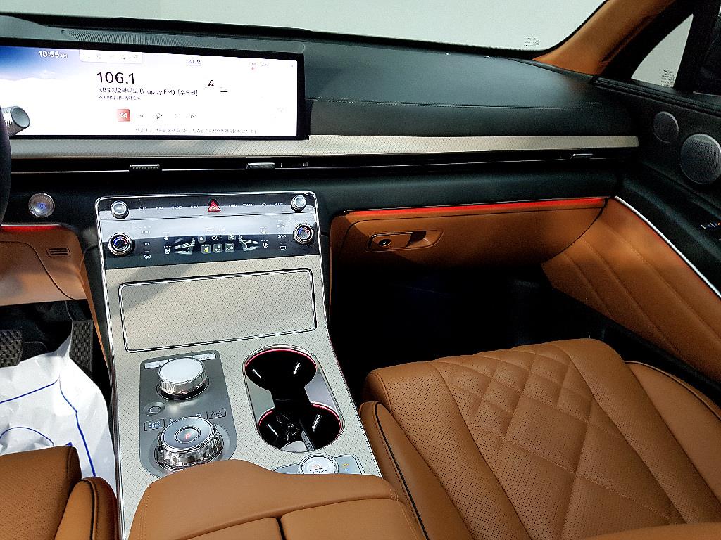 Genesis GV80 - Vista 10