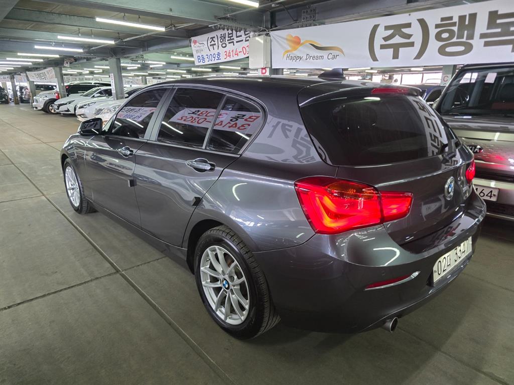 BMW 1 series - Vista 3