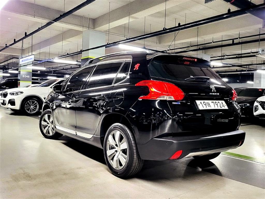 Peugeot 2008 - Vista 5