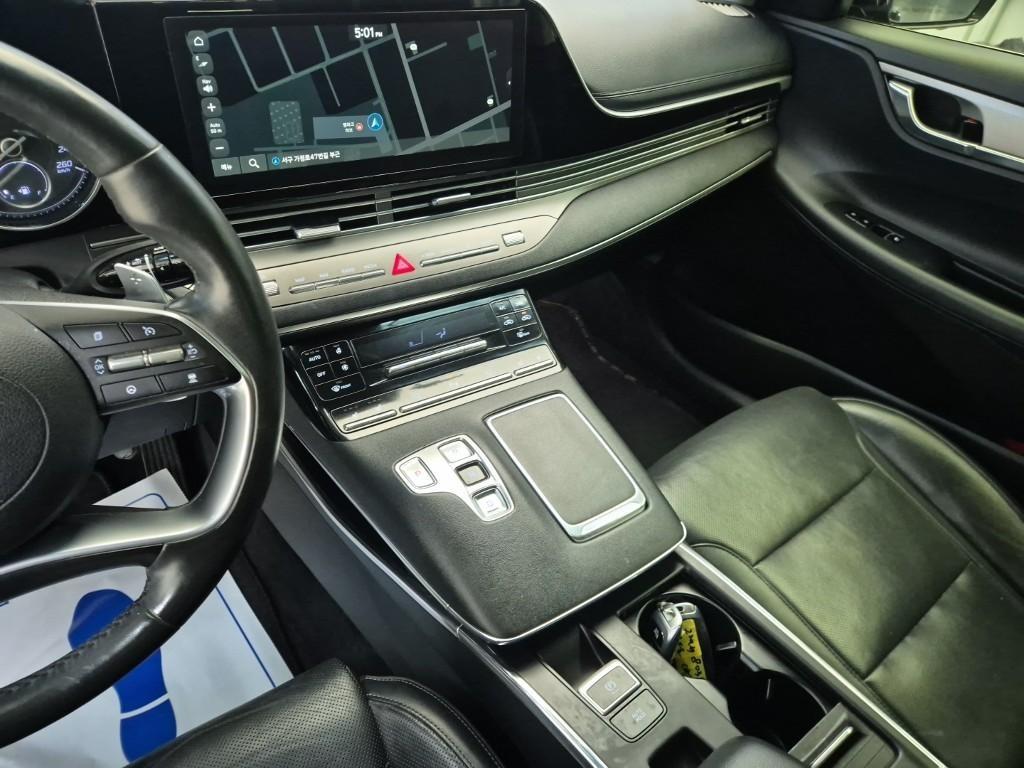 HYUNDAI Grandeur - Vista 10