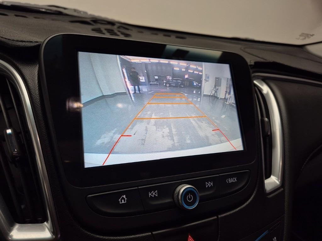 Chevrolet Malibu 2017 Blanco - Importación desde Corea - HF Imports Iquique - Foto 14