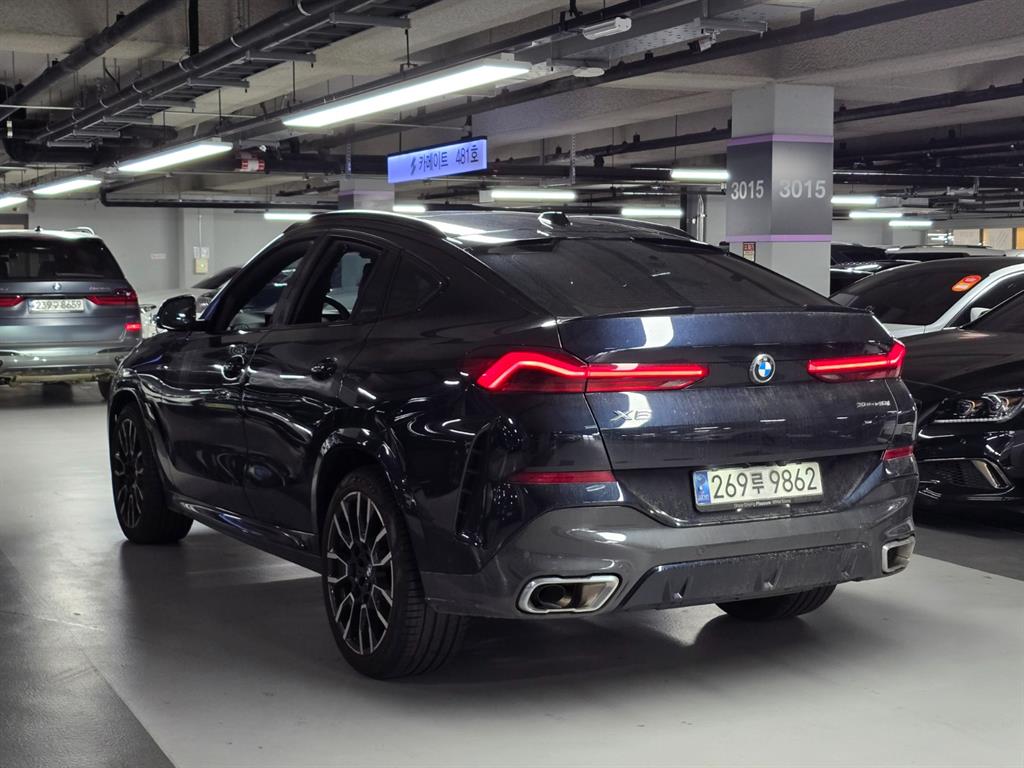 BMW X6 - Vista 4