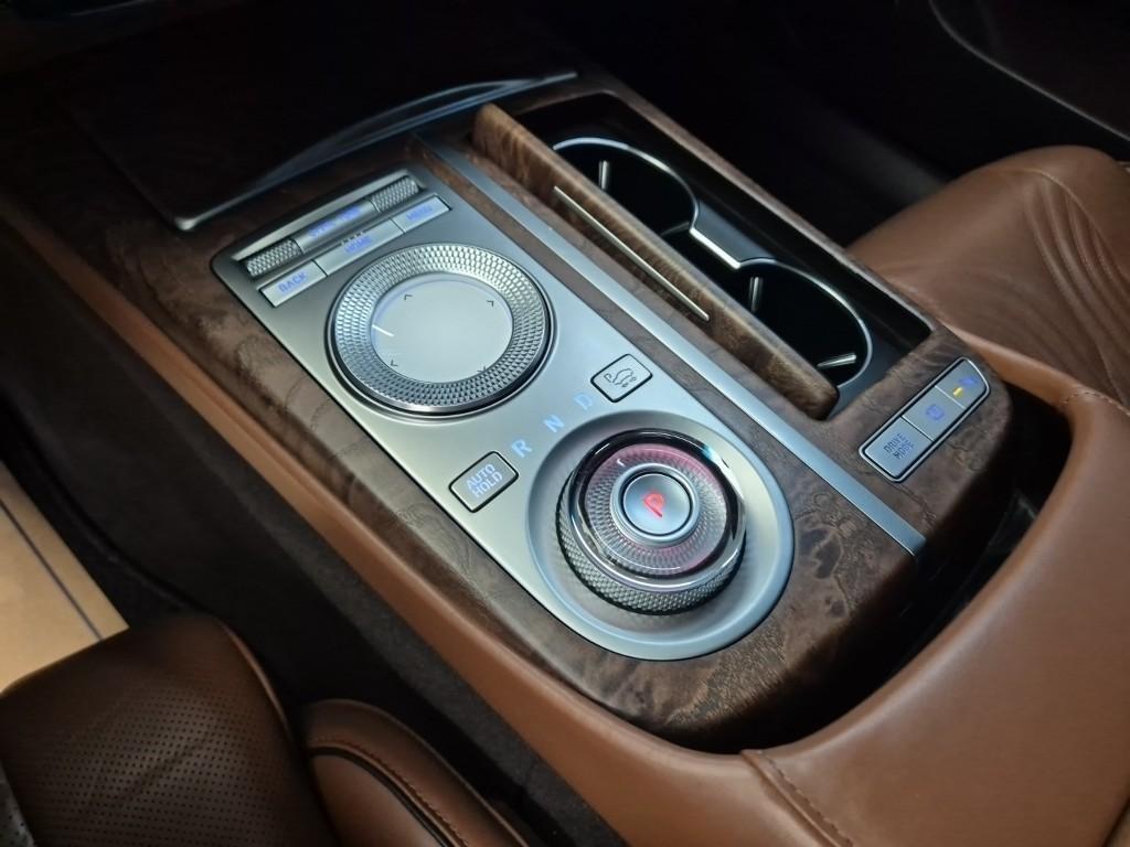 Genesis G80 - Vista 8