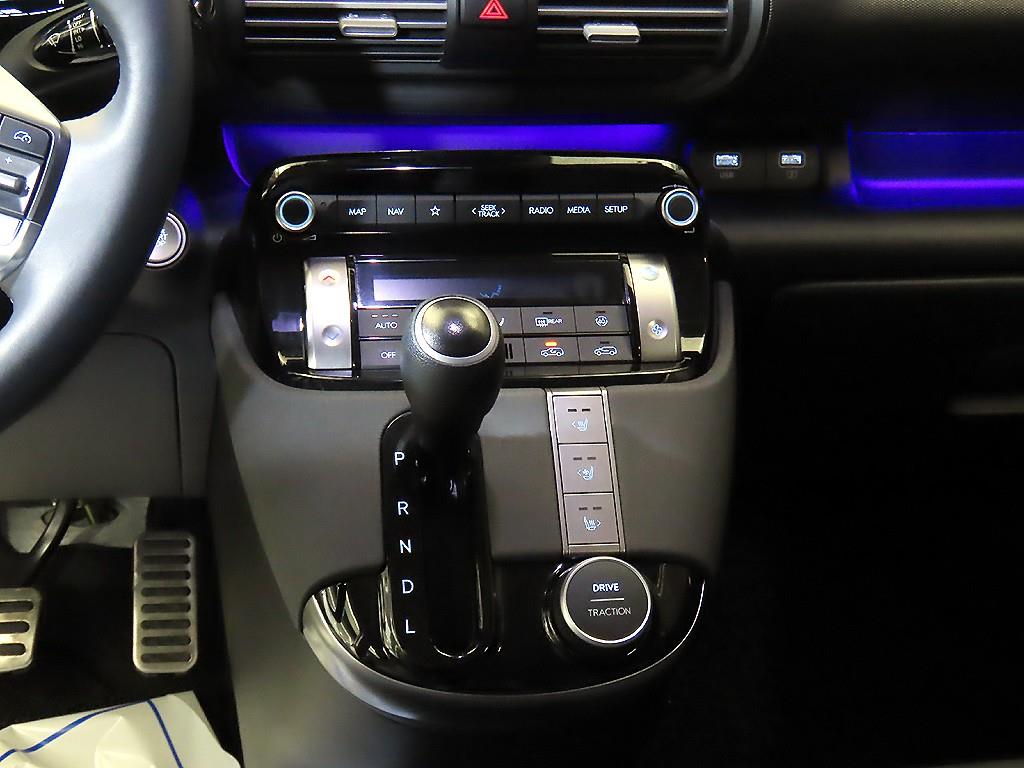 HYUNDAI Casper - Vista 12