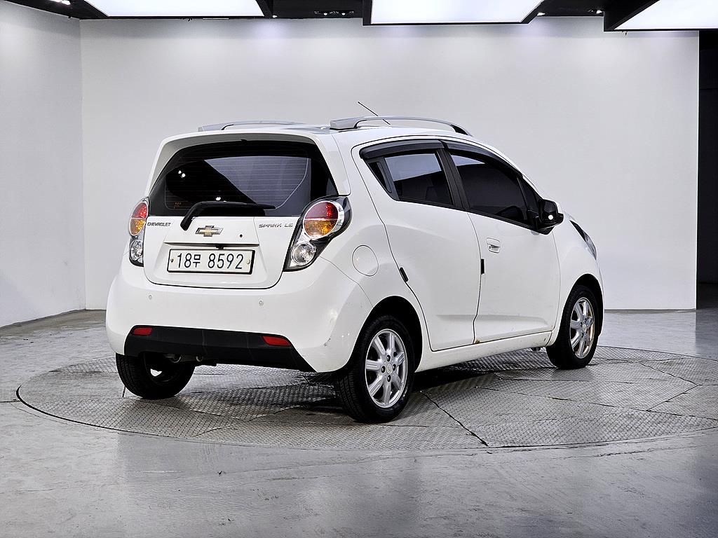 Chevrolet Spark - Vista 4