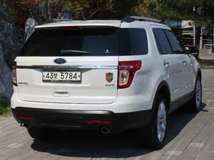 Ford Explorer - Vista 6