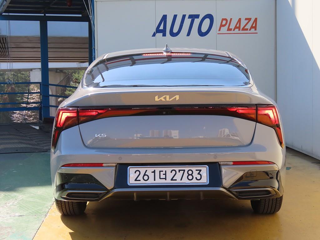 KIA K5 - Vista 4