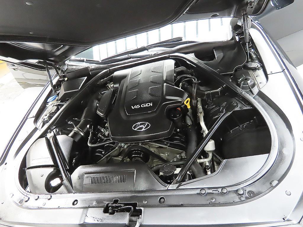 HYUNDAI Genesis 2014 Negro - Importación desde Corea - HF Imports Iquique - Foto 7