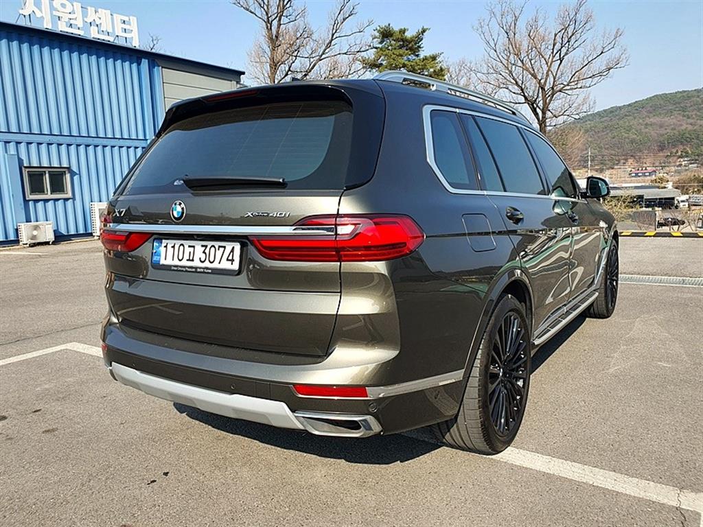 BMW X7 - Vista 6