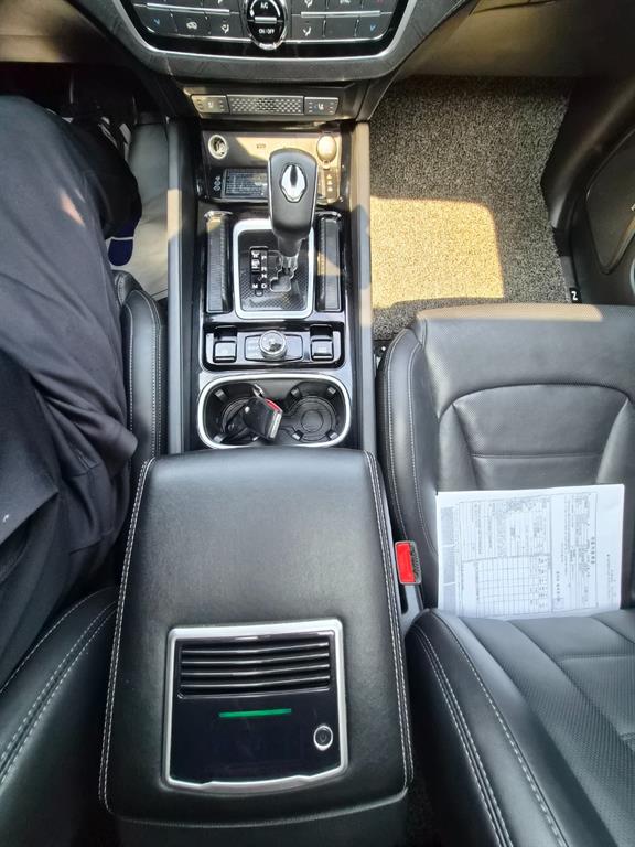 Ssangyong Rexton 2020 Negro - Importación desde Corea - HF Imports Iquique - Foto 15