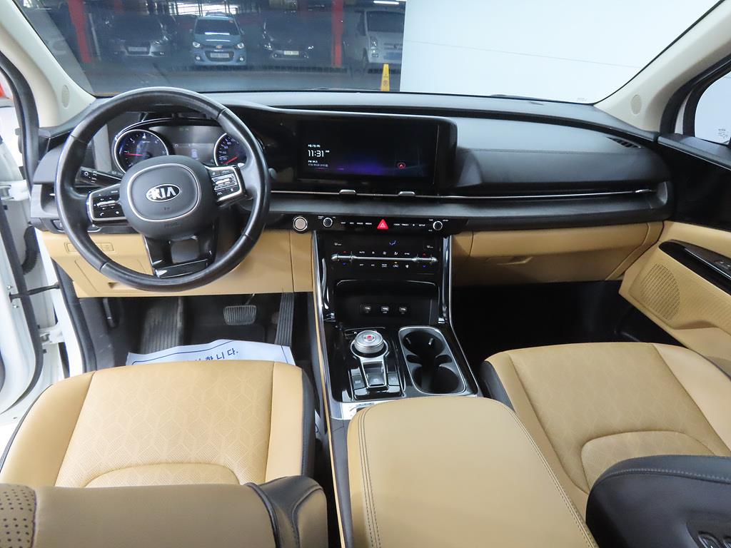 KIA Carnival - Vista 7