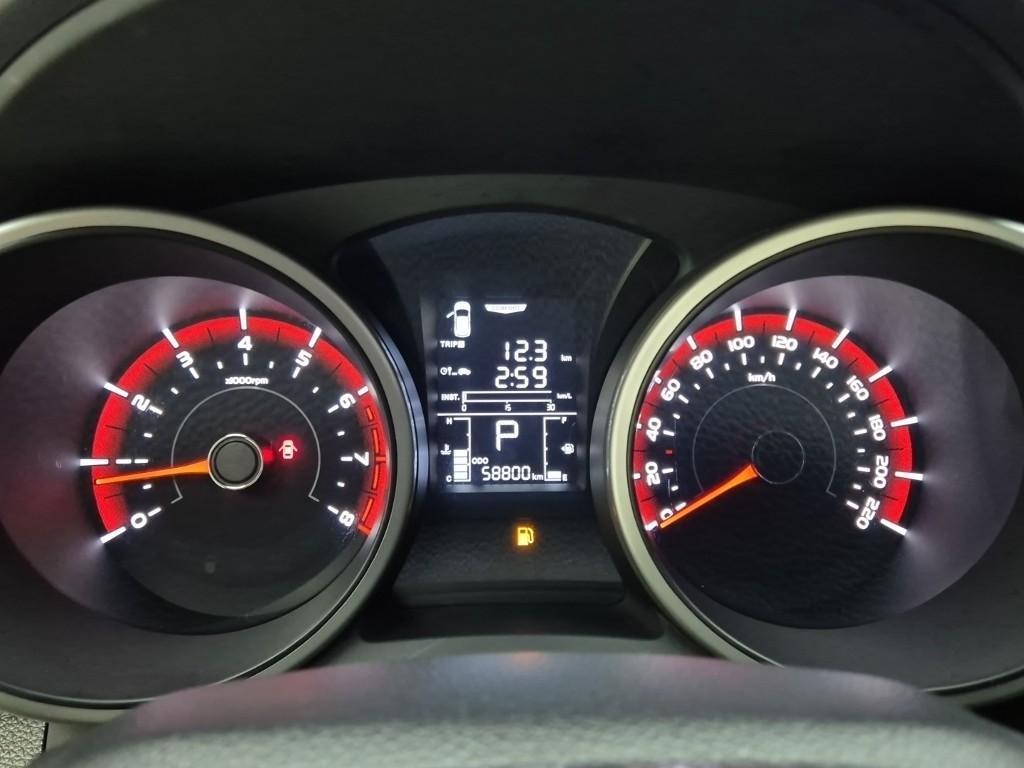 Ssangyong Tivoli - Vista 6