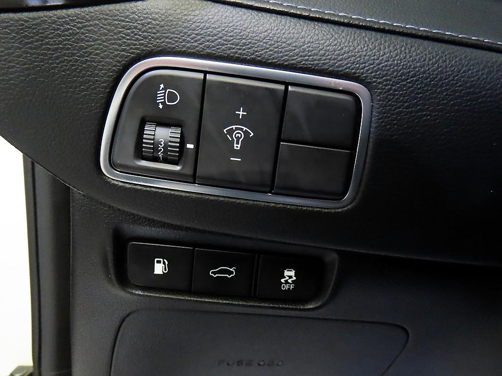 HYUNDAI Grandeur 2018 Blanco - Importación desde Corea - HF Imports Iquique - Foto 13