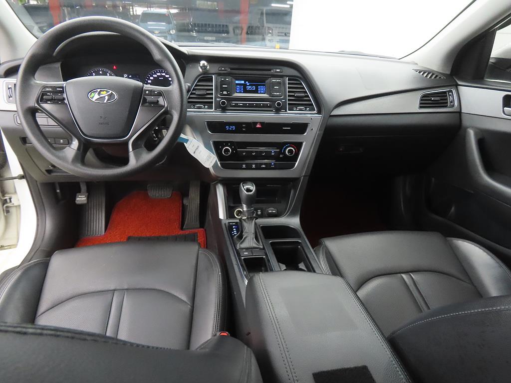 HYUNDAI Sonata - Vista 7