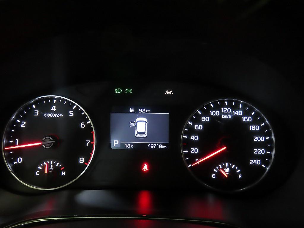 KIA Seltos - Vista 9