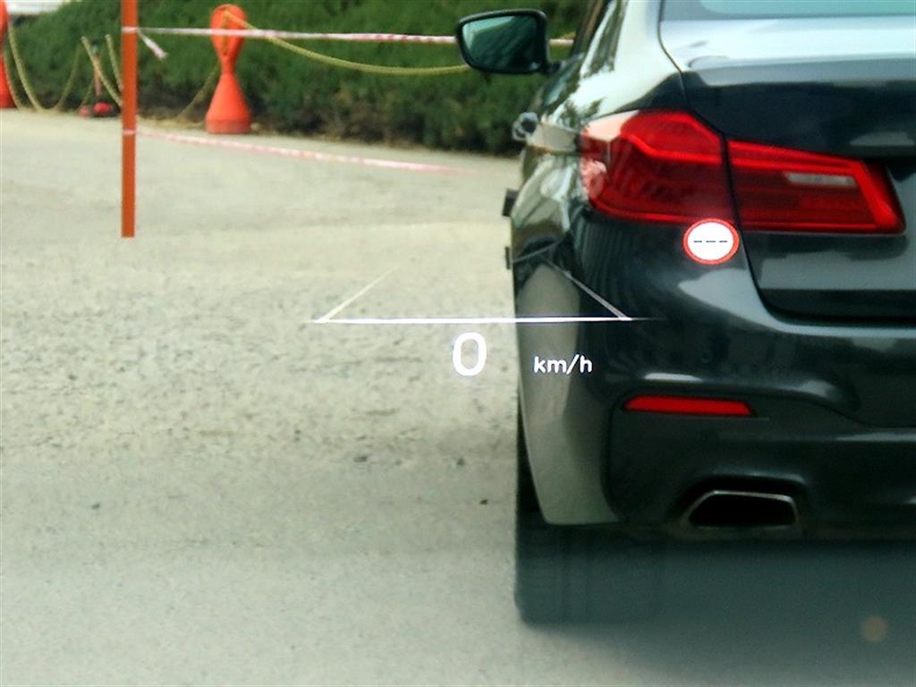 HYUNDAI Ioniq 6 - Vista 10