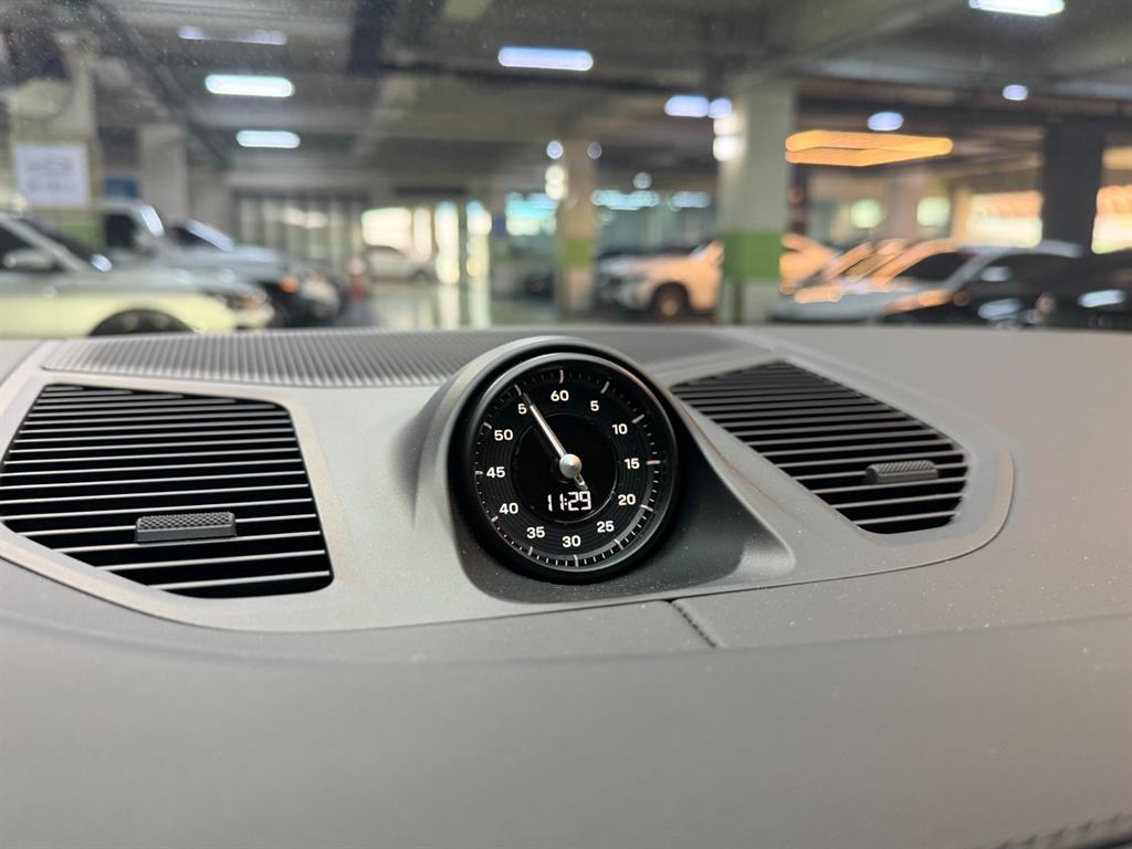 Porsche Cayenne 2025 Negro - Importación desde Corea - HF Imports Iquique - Foto 18