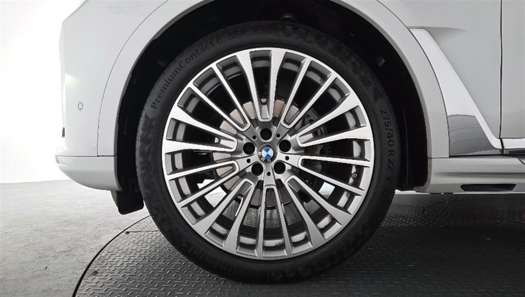 BMW X7 - Vista 6