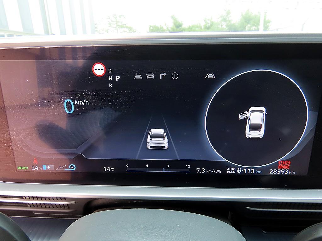 HYUNDAI Ioniq 6 - Vista 9